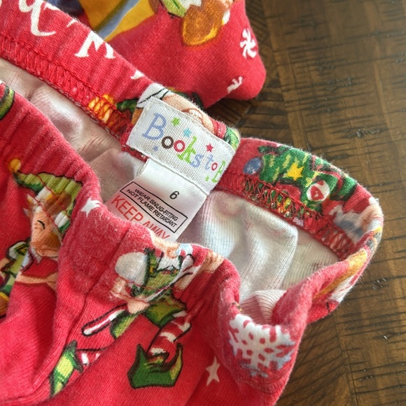 Unisex kids Elf PJs - Picture 4 of 5